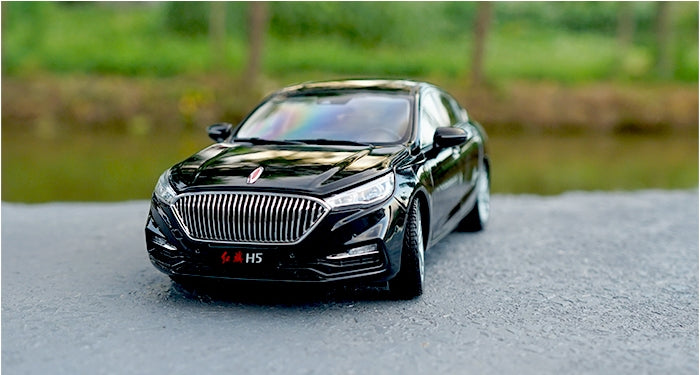 Original factory exquisite diecast 1:18 Hongqi H5 HK centry dragon H5 diecast car models for gift, collection