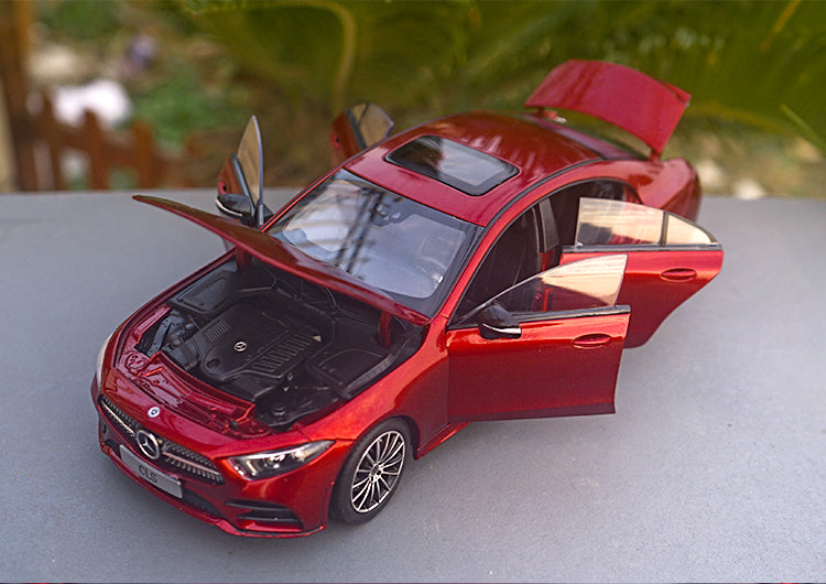 1:18 NOREV MERCEDES BENZ Mercedes CLS 2018 Die Cast Model with small gift