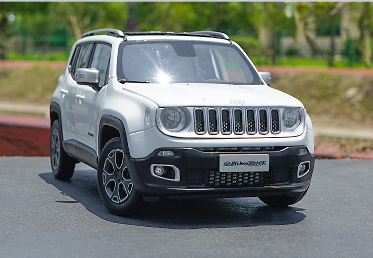 Original factory authentic 1:18 JEEP Renegade diecast car model with small gift