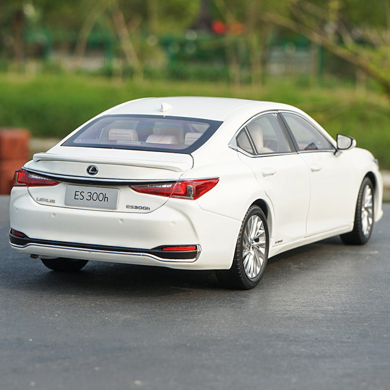 1:18 Scale Lexus ES ES300H 2019 Diecast Model Car WITH SAMLL GIFT ...