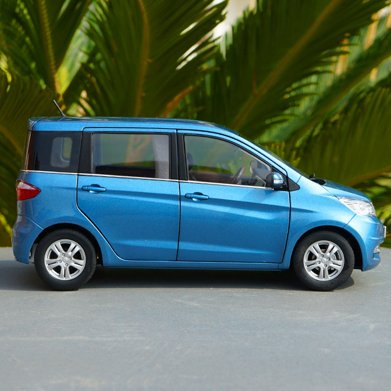1:18 Scale Original Changan Oulove Diecast blue van car model with small gift