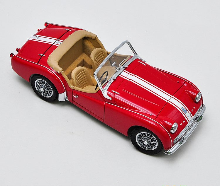 High classic collectible Kyosho 1:18 Triumph vintage car TR3S 1959