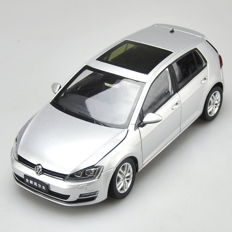 Original factory authentic 1:18 VW New golf 7 generation GOLF 7  diecast car model for toys, gift, collection