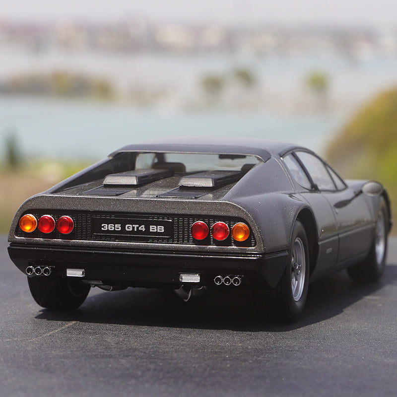 1:18 Ferrari Scale Diecast Model — Megamodel Collectible
