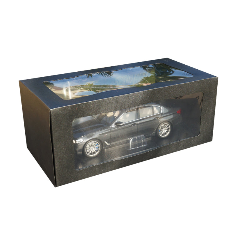 1:18 Kyosho BMW 5 Series (G30) Limousine Construction Year 2017 with small gift