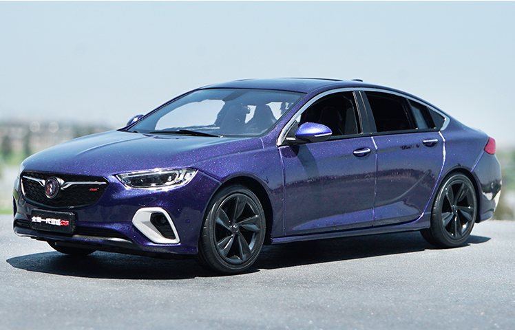 Original Authorized Authentic 1:18 Buick Regal GS Alloy Diecast Model with App Bluetooth Control | SAIC GM Licensed Sedan Replica