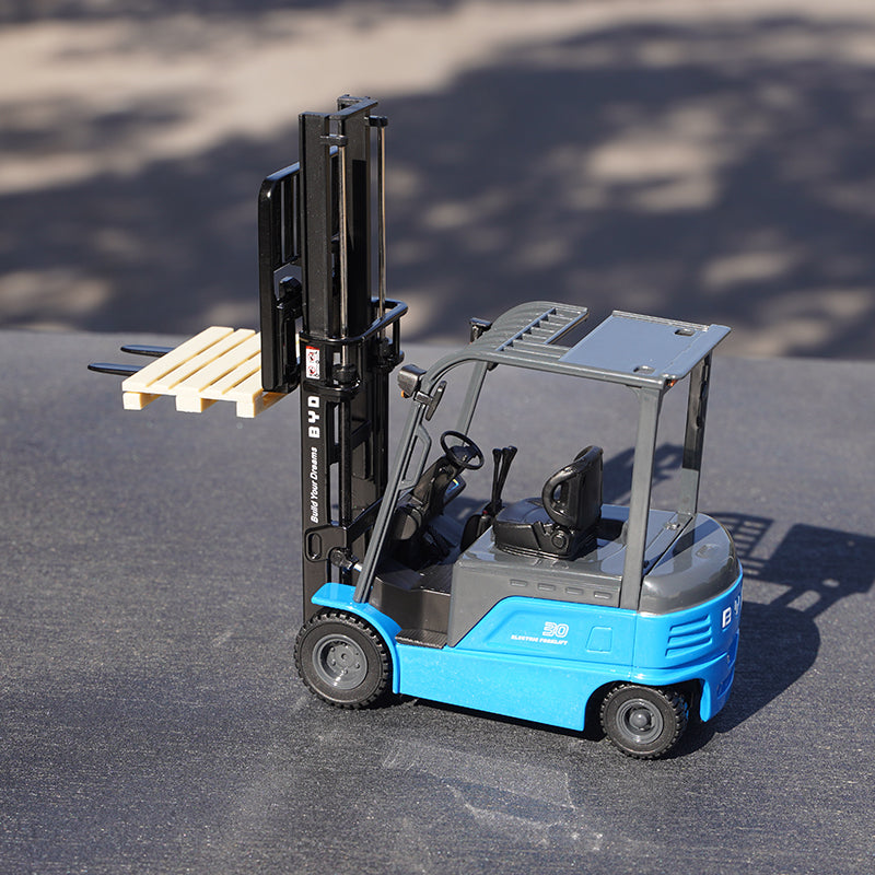 Original factory 1:25 BYD CPD 30 diecast electric forklift engineering machinery toy model for gift, toy