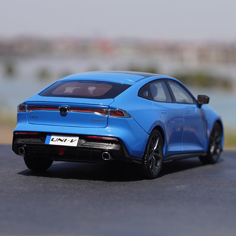 Original factory new release Blue 1:18 Changan UNIV Uni-V alloy car model for collection, gift