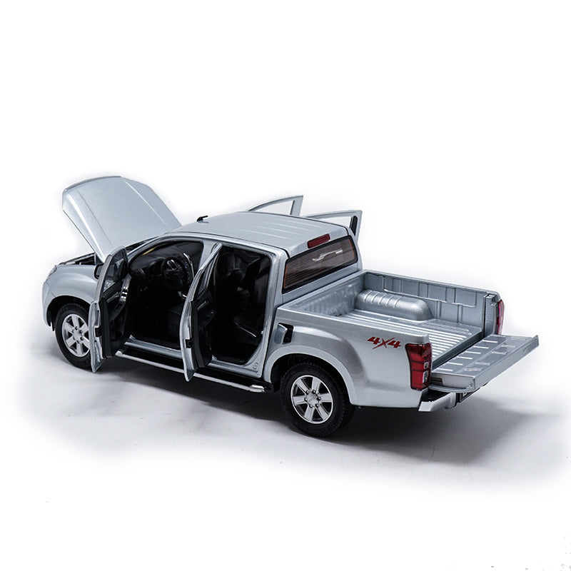 Original Authorized Authentic 1:18 Isuzu D-MAX pick up truck model Diecast toy truck Model for Christmas gift