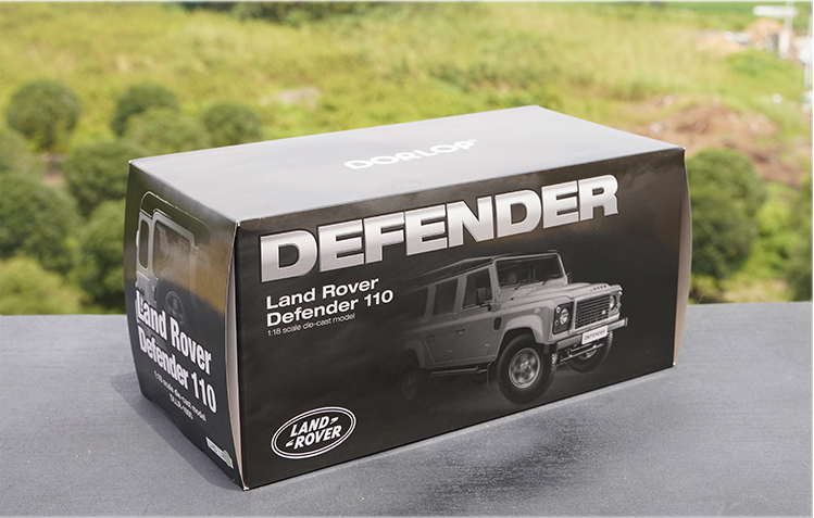Land Rover 1:18Diecast Replica For Collectors | Megamodel