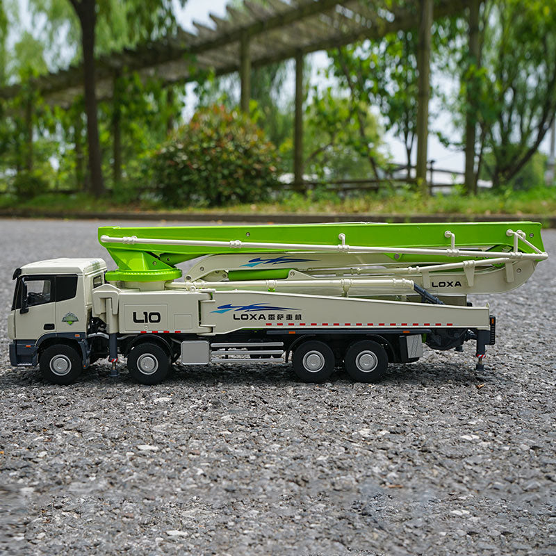 Collectible Foton LOXA REZA 1:35 Diecast concrete pump truck models Heavy machinery REZA EST Engineering cement truck models