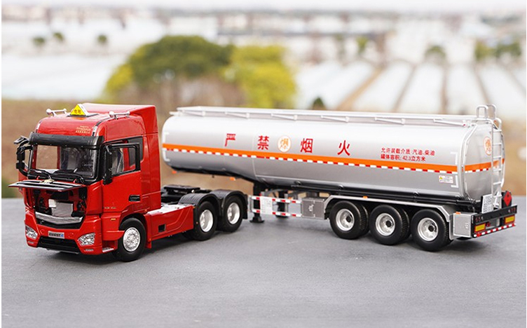 Original factory 1:36 Foton Auman EST-A diecast container truck model for gift, toys