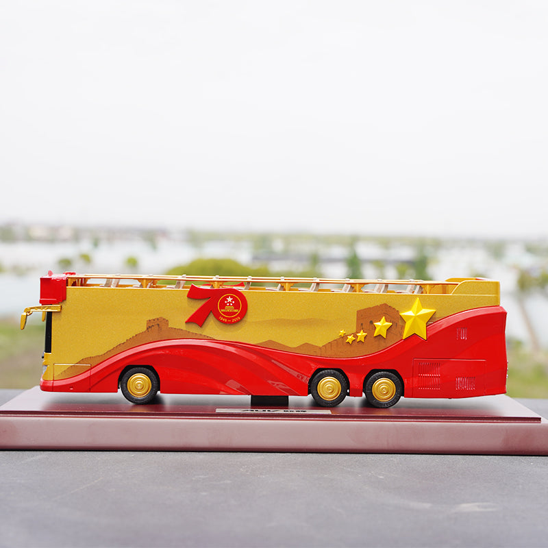 Original factory 1:42 Foton AUV 70th aniversary Concierge Car Double Decker Sight bus model for gift