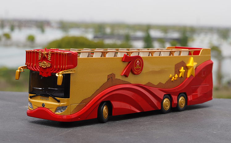 Original factory 1:42 Foton AUV 70th aniversary Concierge Car Double Decker Sight bus model for gift