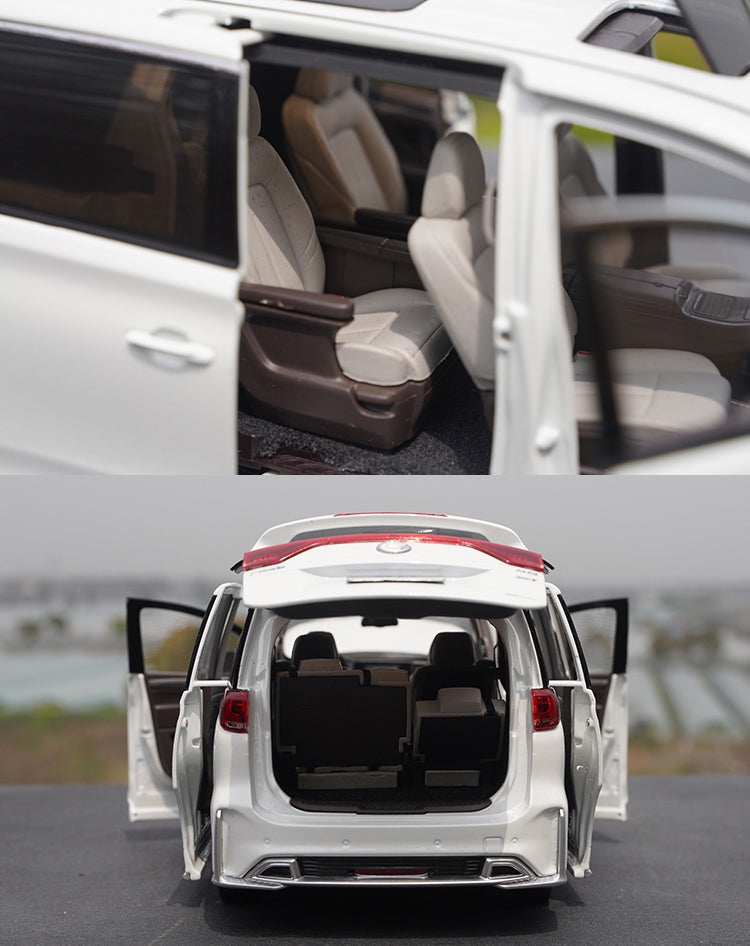 Original authentic 1:18 GAC Trumpchi M8 Master Edition GM8 diecast alloy MPV car model for promotional gift, collection