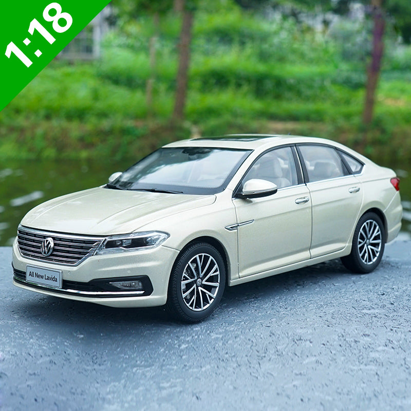 Original factory authentic 1:18 VW 2018 ALL New Lavida Zinc Alloy diecast car model for gift, toys, collection