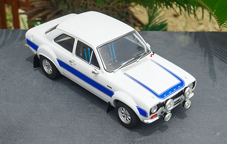 High classic 1:18 Triple9 FORD ESCORT MK1 ROAD CAR Model With fast shipping