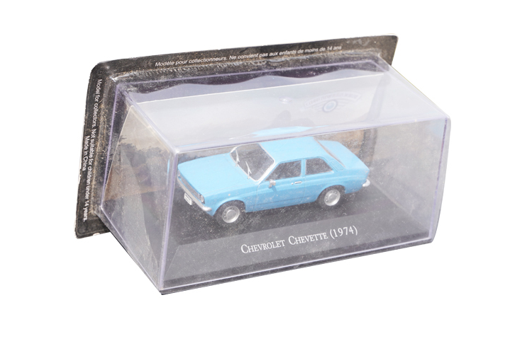 1:43 IXO Scale Diecast Model — Megamodel Collectible