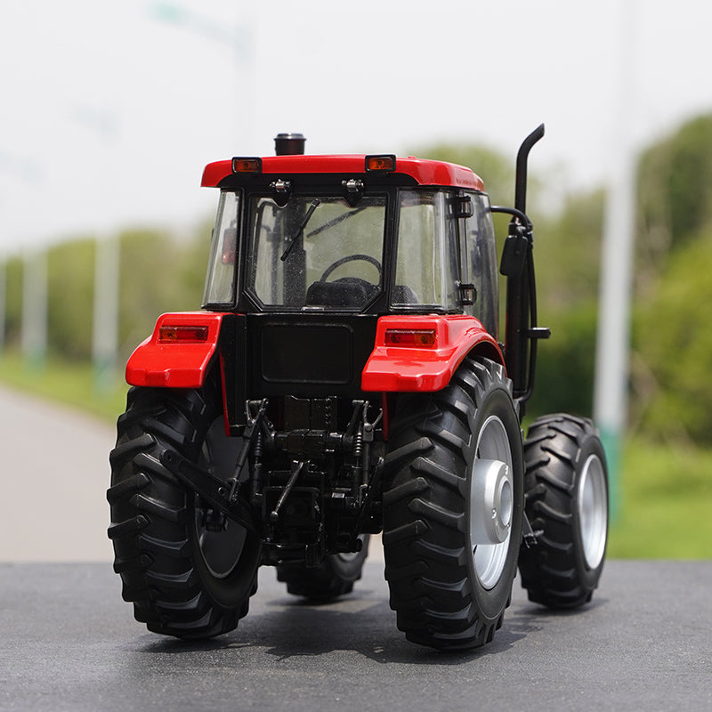 Collectable top quality 1:24 YTO First tow Dongfanghong LX1204 Diecast wheeled alloy farm tractor model for gift, toys