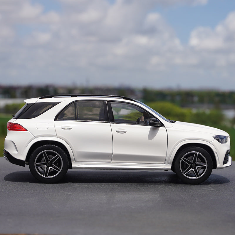 Original factory 1:18 Norev Benz GLE diecast SUV car model 2019 alloy simulation car model for gift, toy