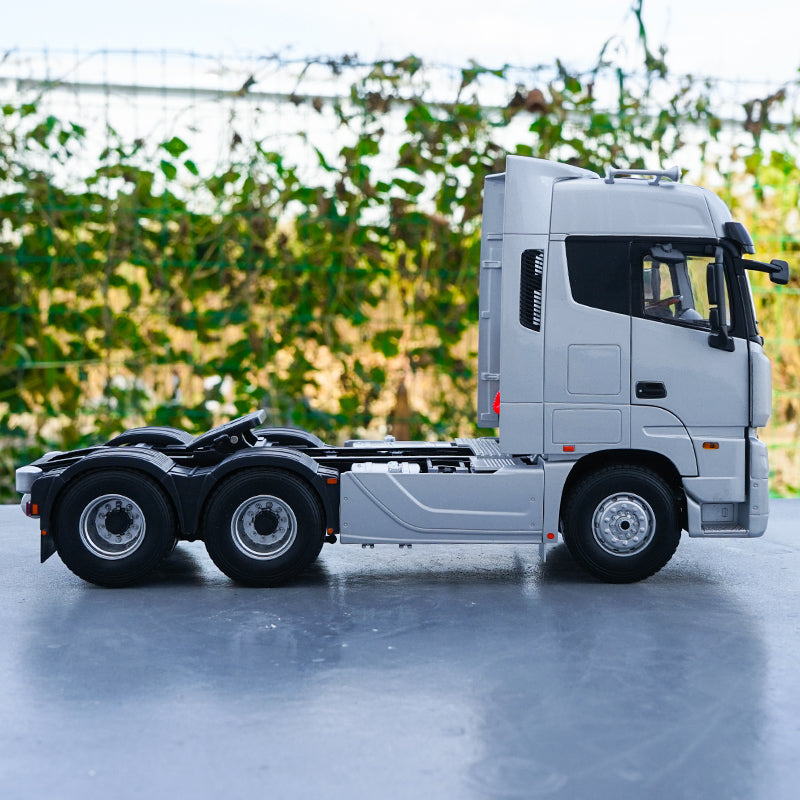 Rare 1:24 Foton Auman EST -A Truck Tractor Trailer Diecast Toy Model Collection