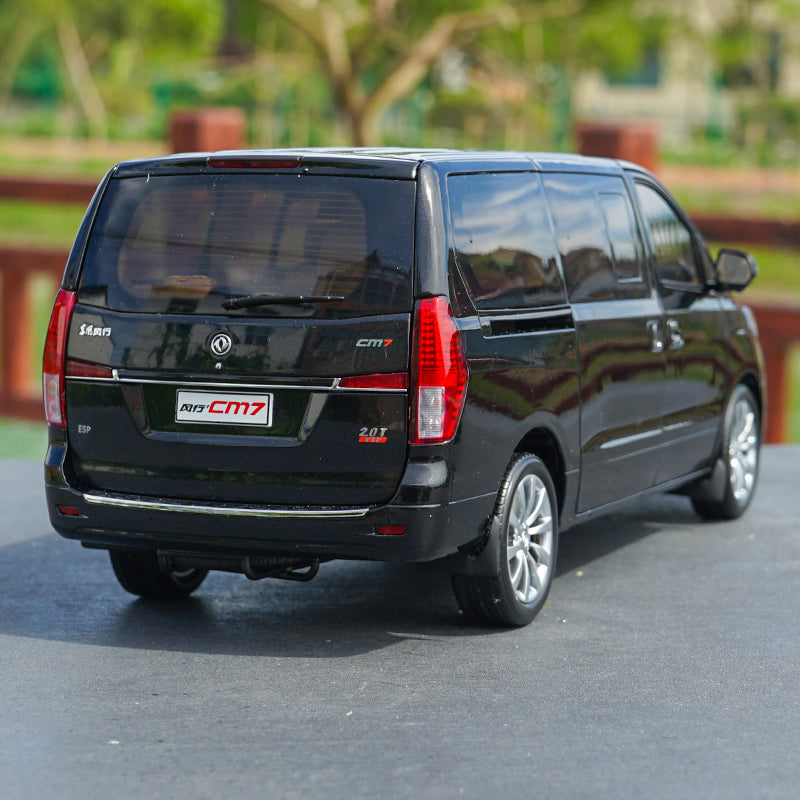 Original 2014 Dongfeng FXauto CM7 MPV 1:18 Scale Diecast Model with small gift