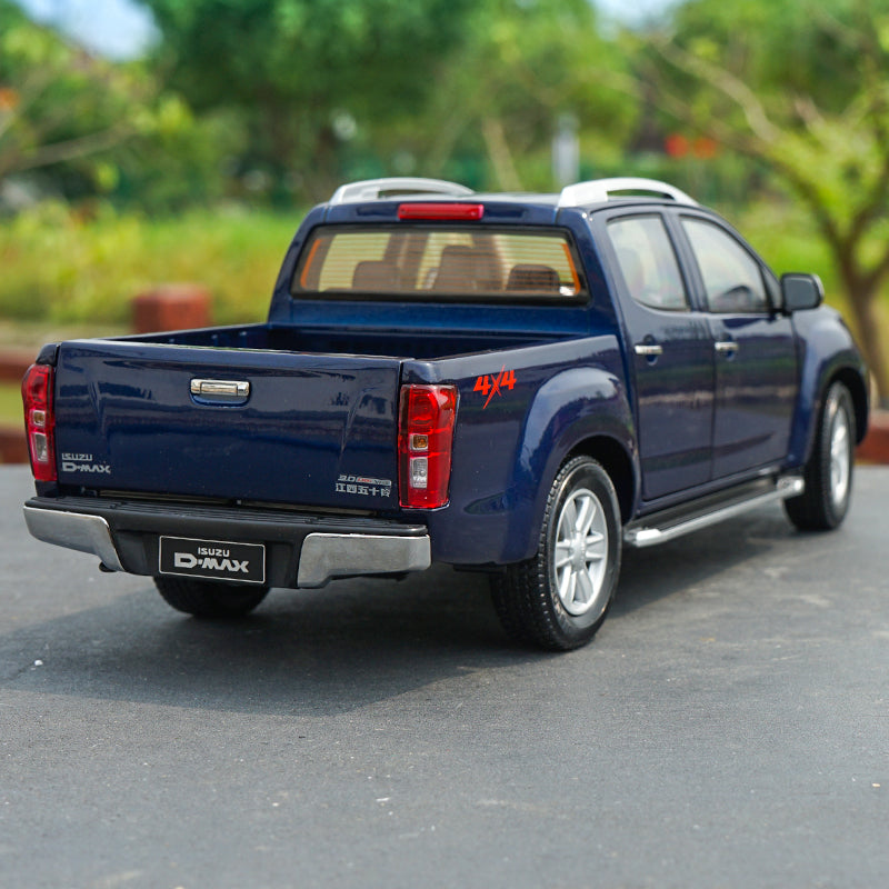 Original Authorized Authentic 1:18 Isuzu D-MAX pick up truck model Diecast toy truck Model for Christmas gift