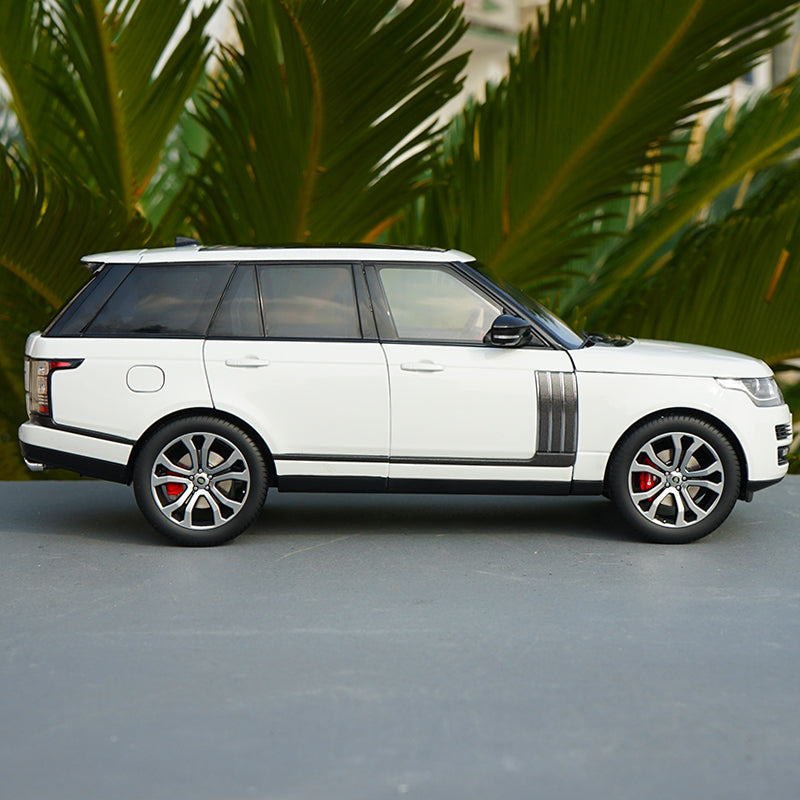 Original Authorized Authentic 1:18 Scale Diecast LCD Model Car Land Rover Range Rover SUV Metal Classic Toy Car Miniature for christmas/Birthday gift, collection