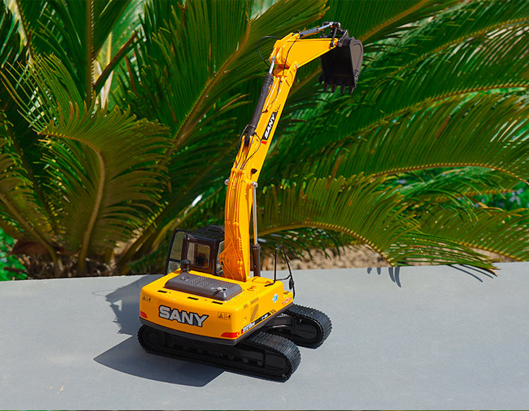 Original Authorized Authentic Diecast 1/35 Scale SANY SY215C-9 ExcavatorDiecast toy Model Excavator for Christmas gift,collection