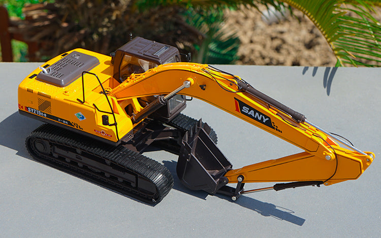 Original Authorized Authentic Diecast 1/35 Scale SANY SY215C-9 ExcavatorDiecast toy Model Excavator for Christmas gift,collection