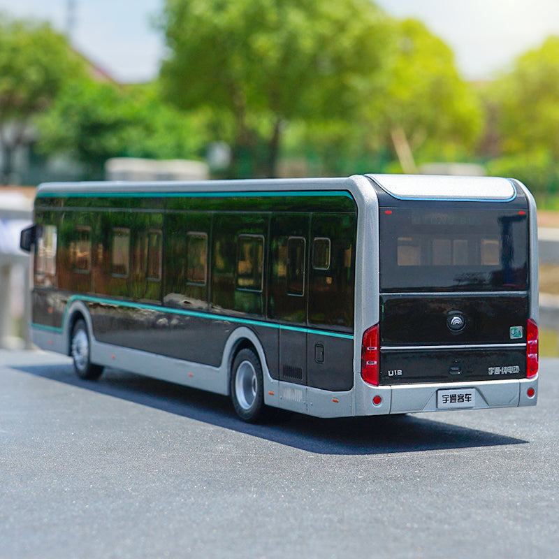 1:42 Yutong U12 Black Diamond Shanghai Pure Electric Bus With