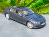 Original factory 1:18 BMW new T7 series Brand new 750Li/760Li Alloy Toy Metal classic toy models for gift, collection