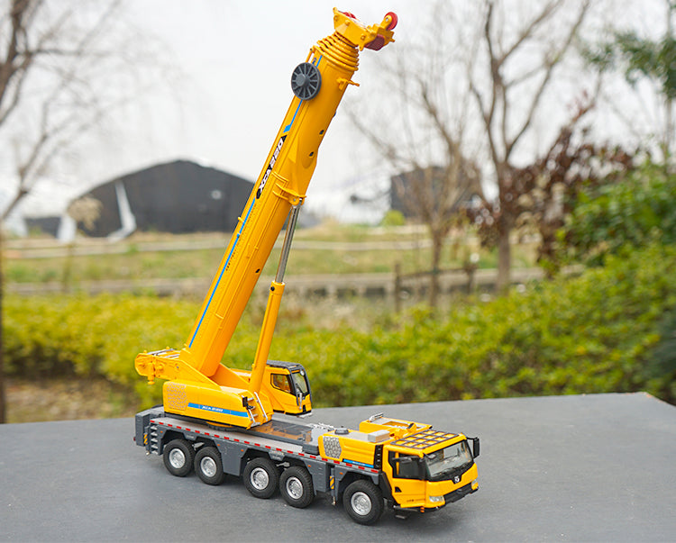 Original factory 2019 new 1:50 XCMG XCA220 truck crane models, Diecast construction engineering model for gift