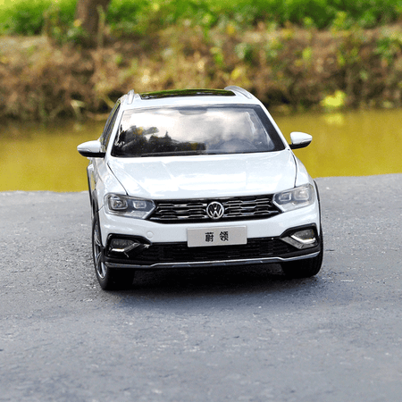 Original factory authentic 1:18 diecast VW C-TREK wagon car model miniature for collection, gift, toys