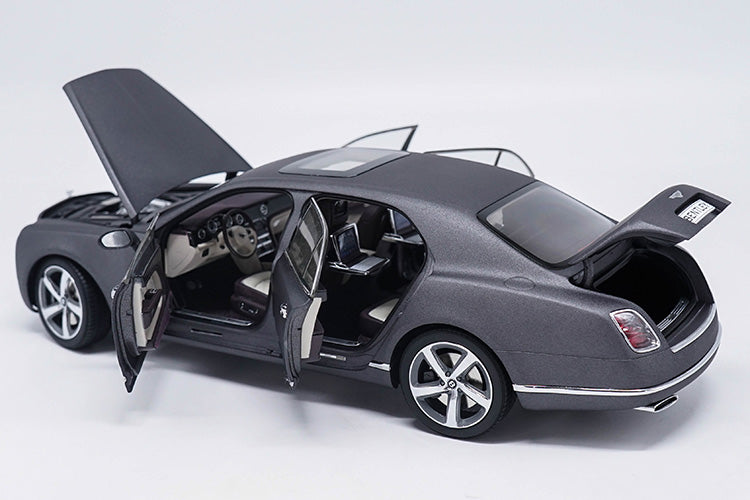 Original factory authentic 1:18 kyosho BENTLEY Mulsanne diecast collectible car model with small gift
