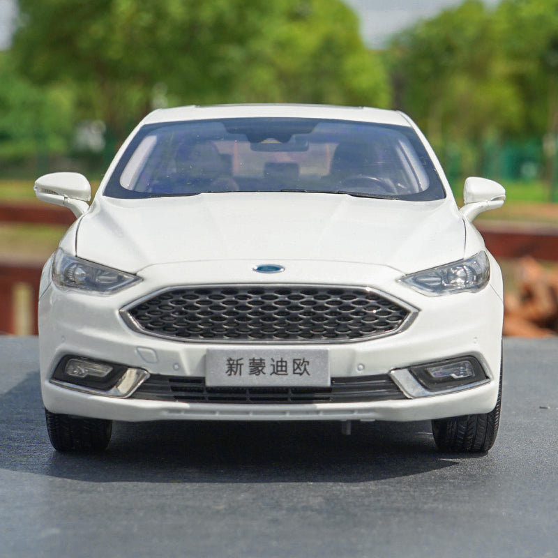 Original factory exquisite diecast 1:18 fort new Mondeo 2017 version car models for gift, collection