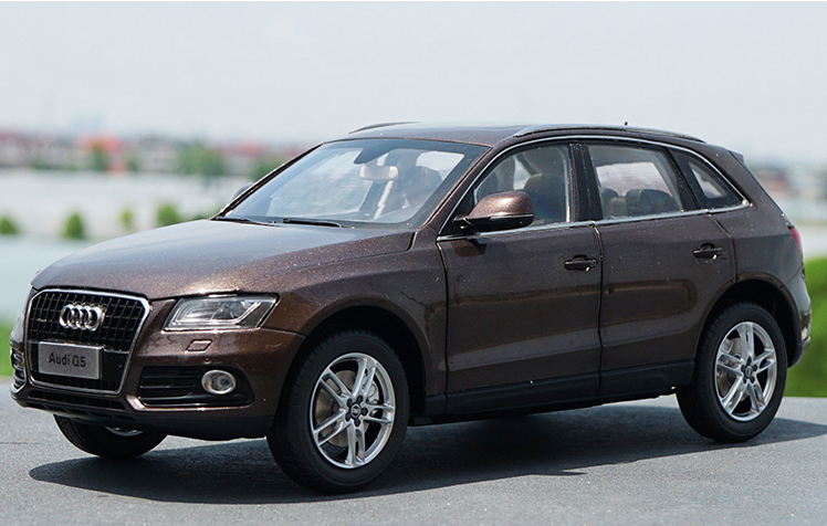 1:18 Audi Q5 Q5L 2015 version 2011version diecast toy car model