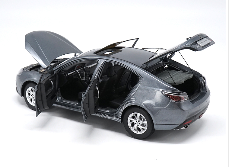 Original factory diecast 1:16 SAIC MG6 Expo version Diecast Metal Classic toy Car Models for Birthday/christmas gifts, collection