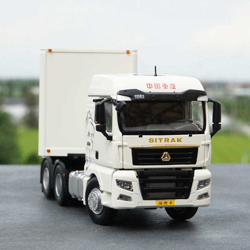 1:36 Sinotruk Truck Scale Diecast Model — Megamodel Collectible