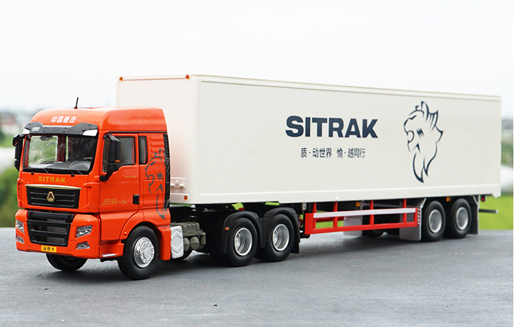 1:36 Sinotruk Truck Scale Diecast Model — Megamodel Collectible