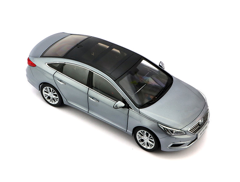 Original factory authentic Hyundai 1:18 alloy toy vehicle metal Sonata 9 diecast car model with small gift