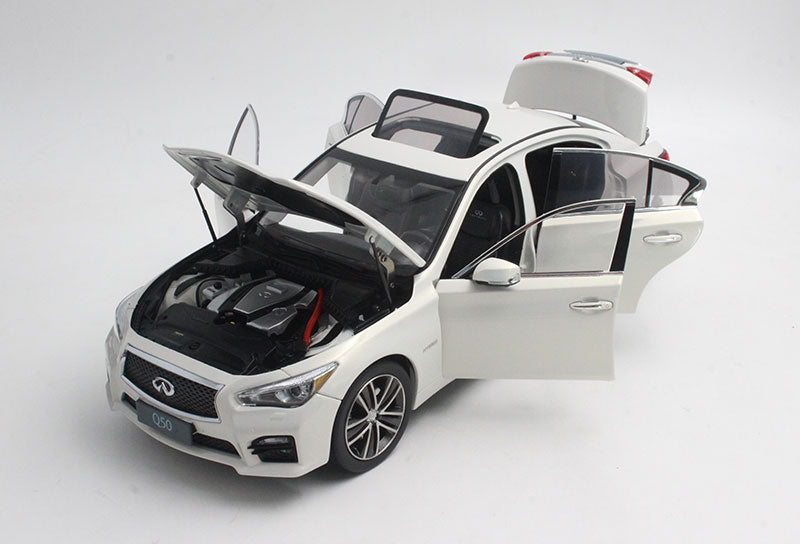 Original Authorized Authentic 1:18 Infiniti Q50S classic toy car model for christmas/Birthday gift, collection