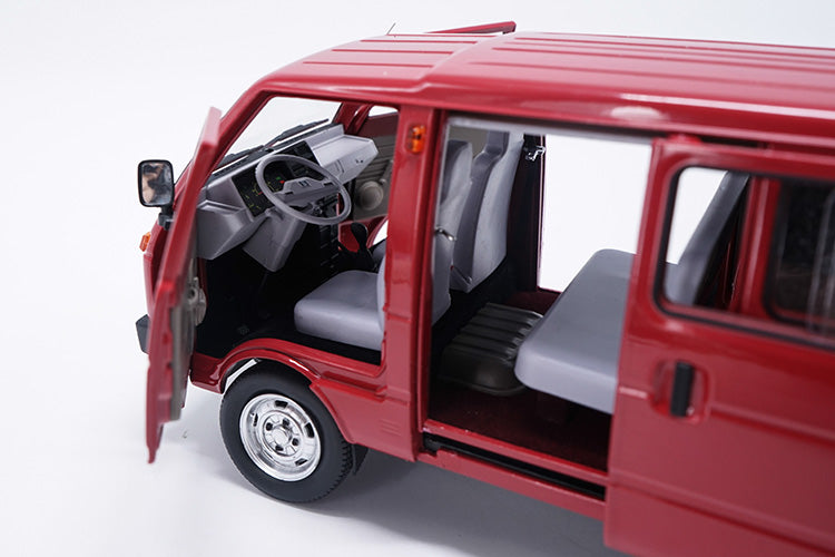 1/18 Die cast Tianjin DAFA HUALI TJ110 ( DAIHATSU ) van Taxi wagon model Red version