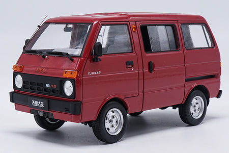1/18 Die cast Tianjin DAFA HUALI TJ110 ( DAIHATSU ) van Taxi wagon model Red version